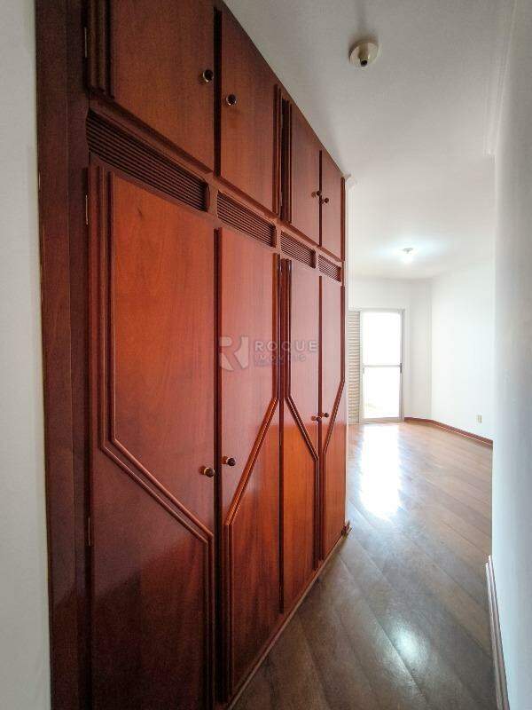 Apartamento à venda no bairro Centro: SUÍTE