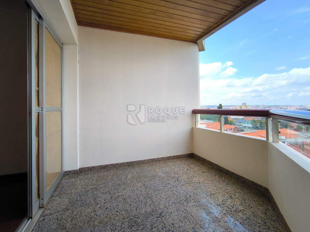 Apartamento à venda no bairro Centro: SACADA SALA DE ESTAR