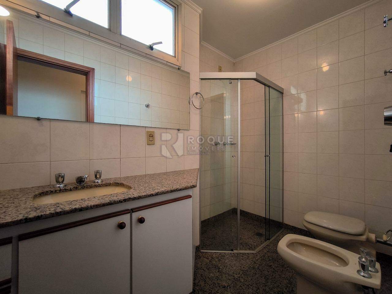Apartamento à venda no bairro Centro: BANHEIRO SOCIAL