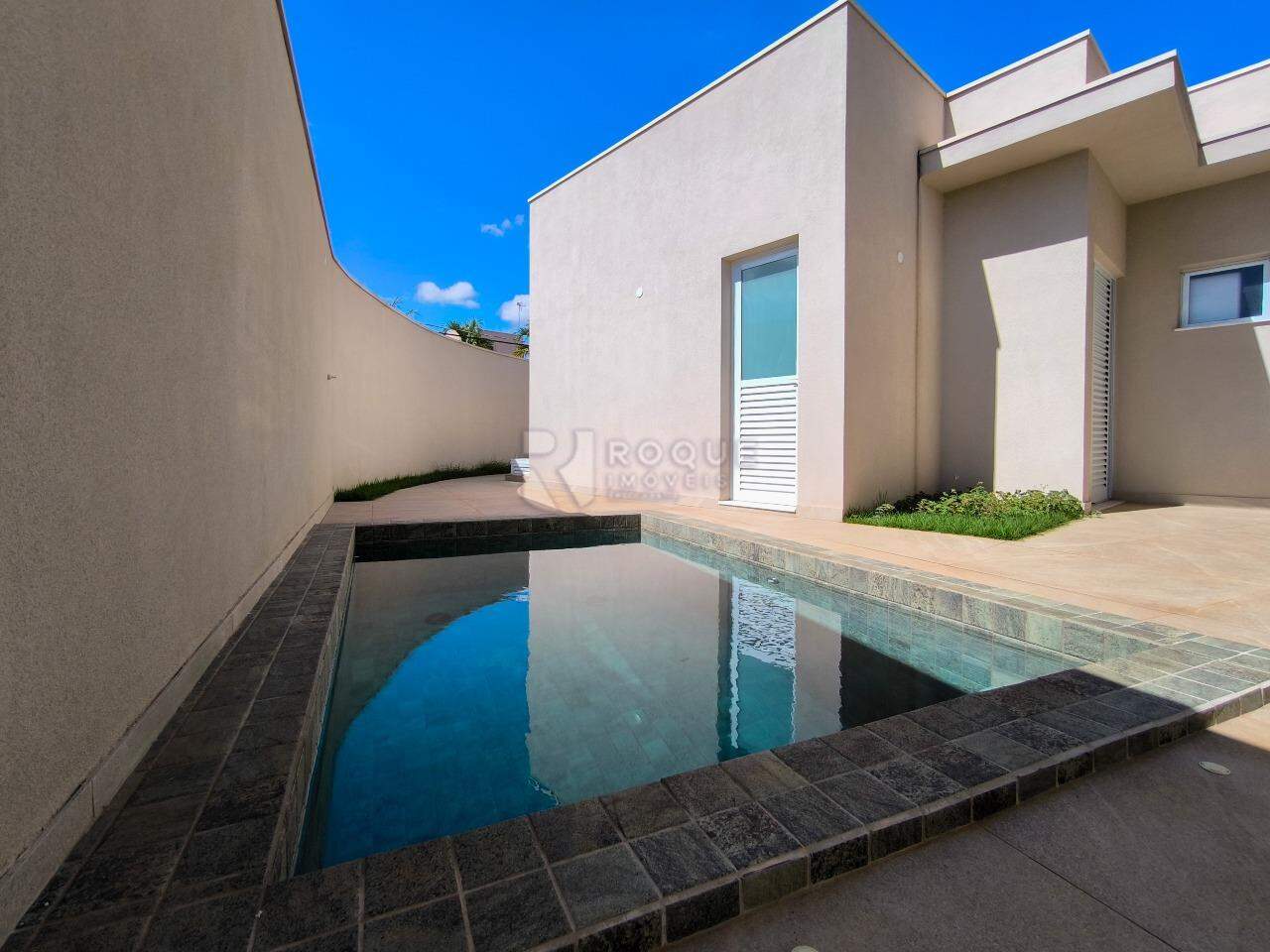 Casa em condomínio à venda no bairro Parque Residencial Roland: PISCINA