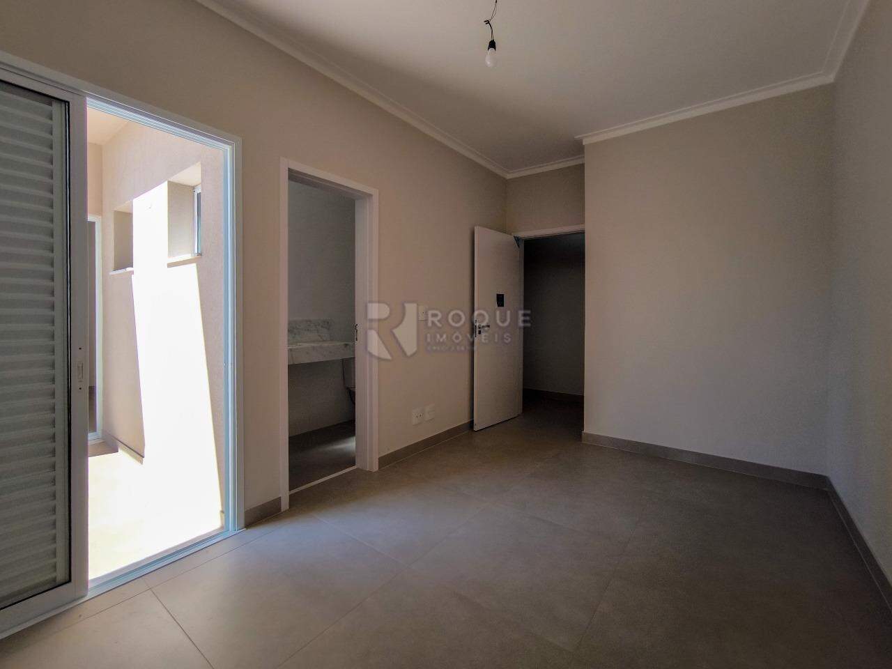 Casa em condomínio à venda no bairro Parque Residencial Roland: SUÍTE 1