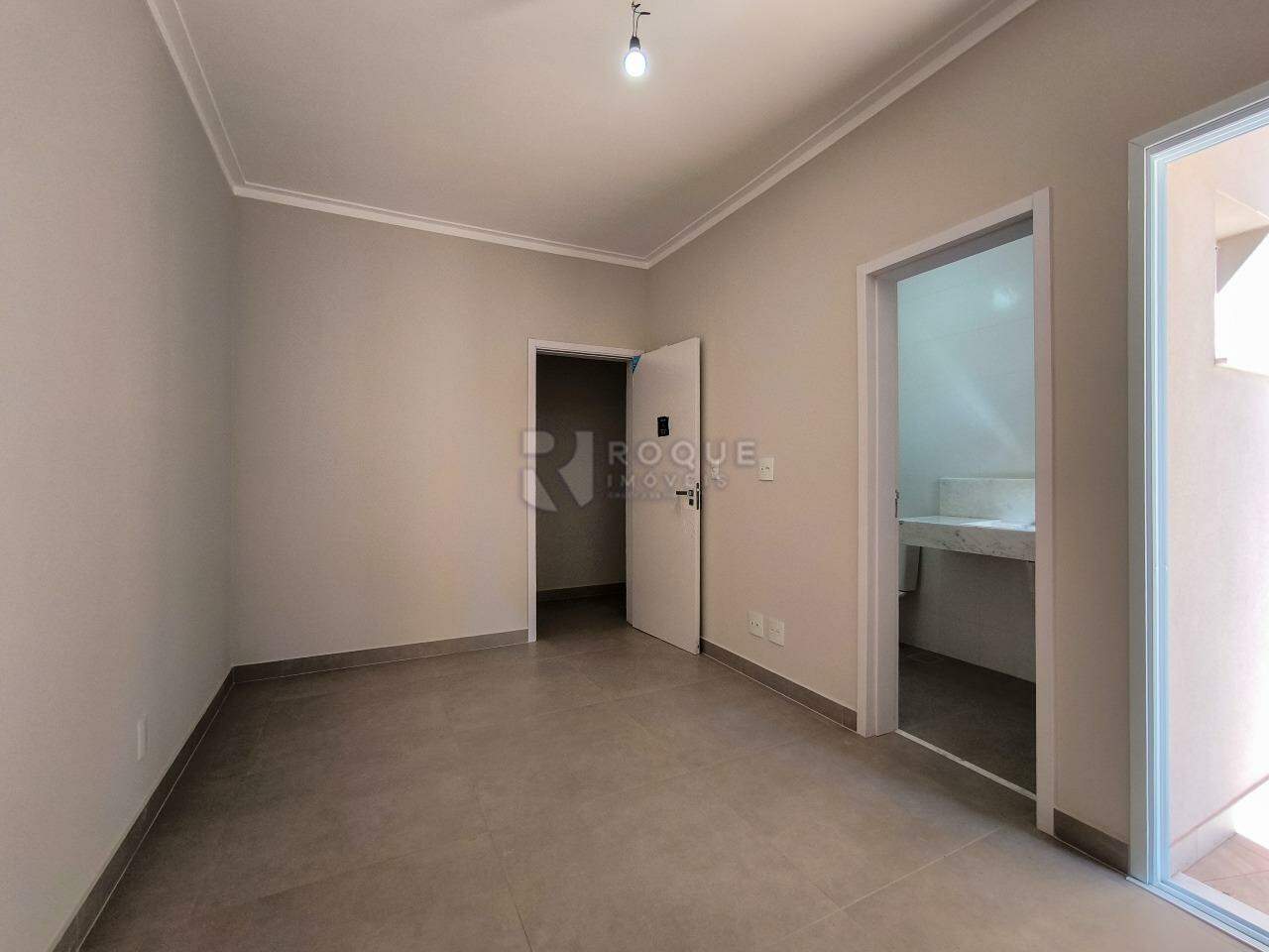 Casa em condomínio à venda no bairro Parque Residencial Roland: SUÍTE 2