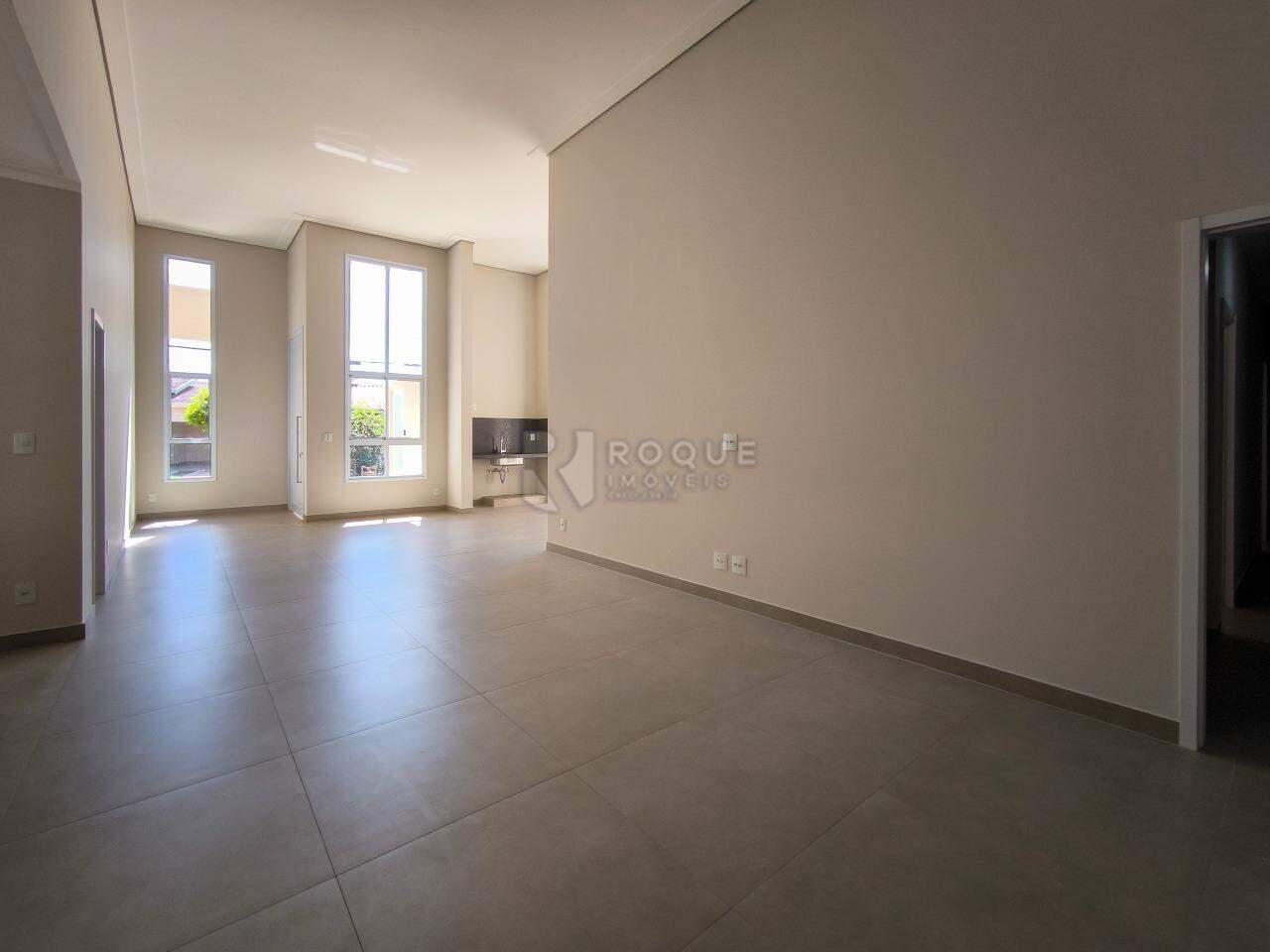 Casa em condomínio à venda no bairro Parque Residencial Roland: SALA DE JANTAR