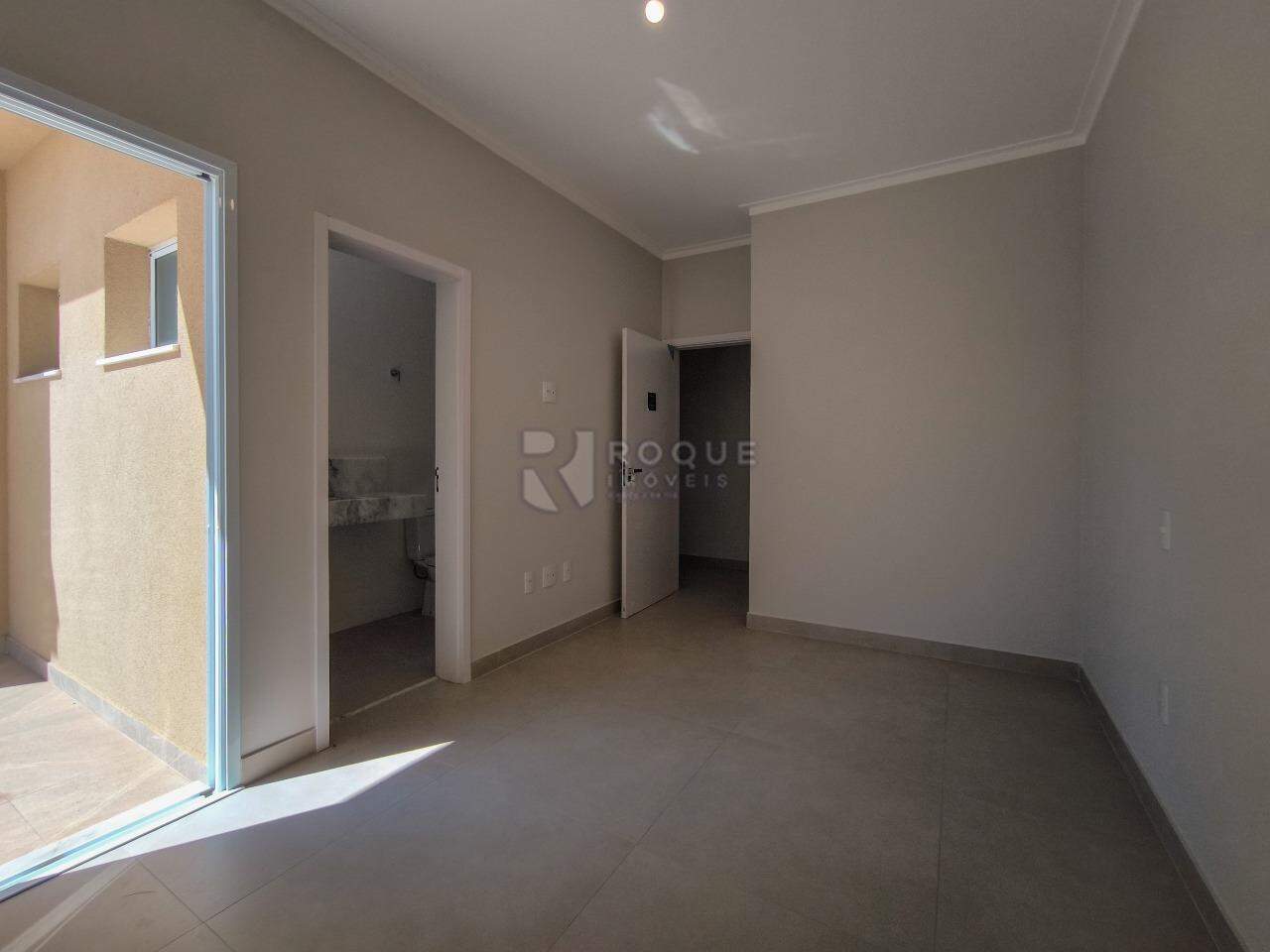 Casa em condomínio à venda no bairro Parque Residencial Roland: SUÍTE 3