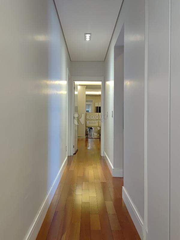 Apartamento à venda no bairro Jardim Aquárius: Corredor