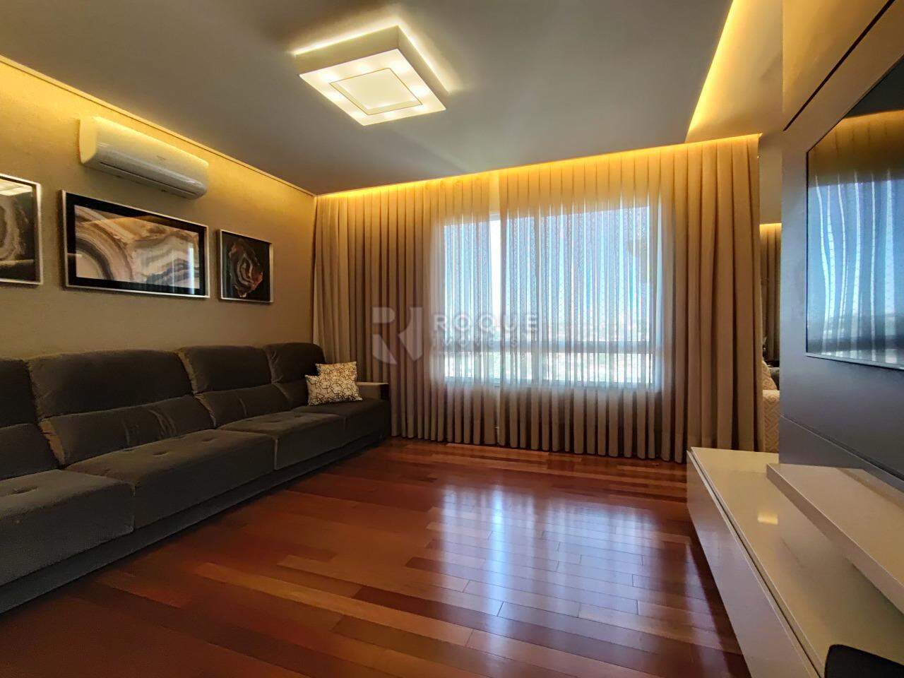 Apartamento à venda no bairro Jardim Aquárius: Sala de TV