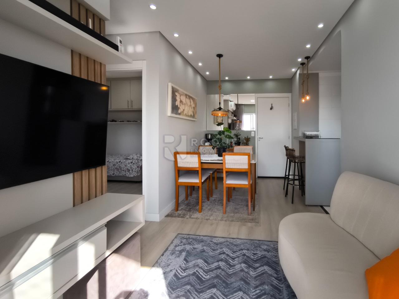 Apartamento à venda no bairro Jardim Senador Vergueiro: SALA DE ESTAR