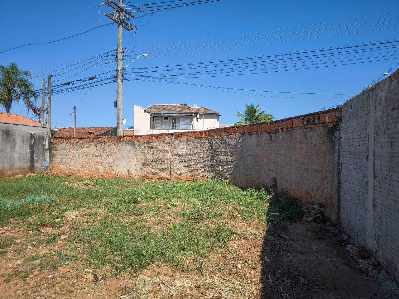 Terreno à venda no bairro Jardim Campo Belo: 