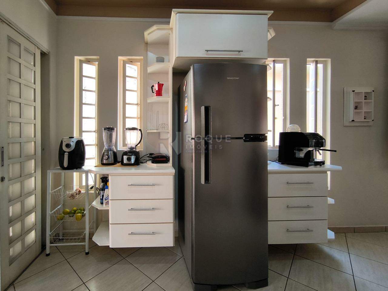 Casa Residencial à venda no bairro Parque Egisto Ragazzo: COZINHA
