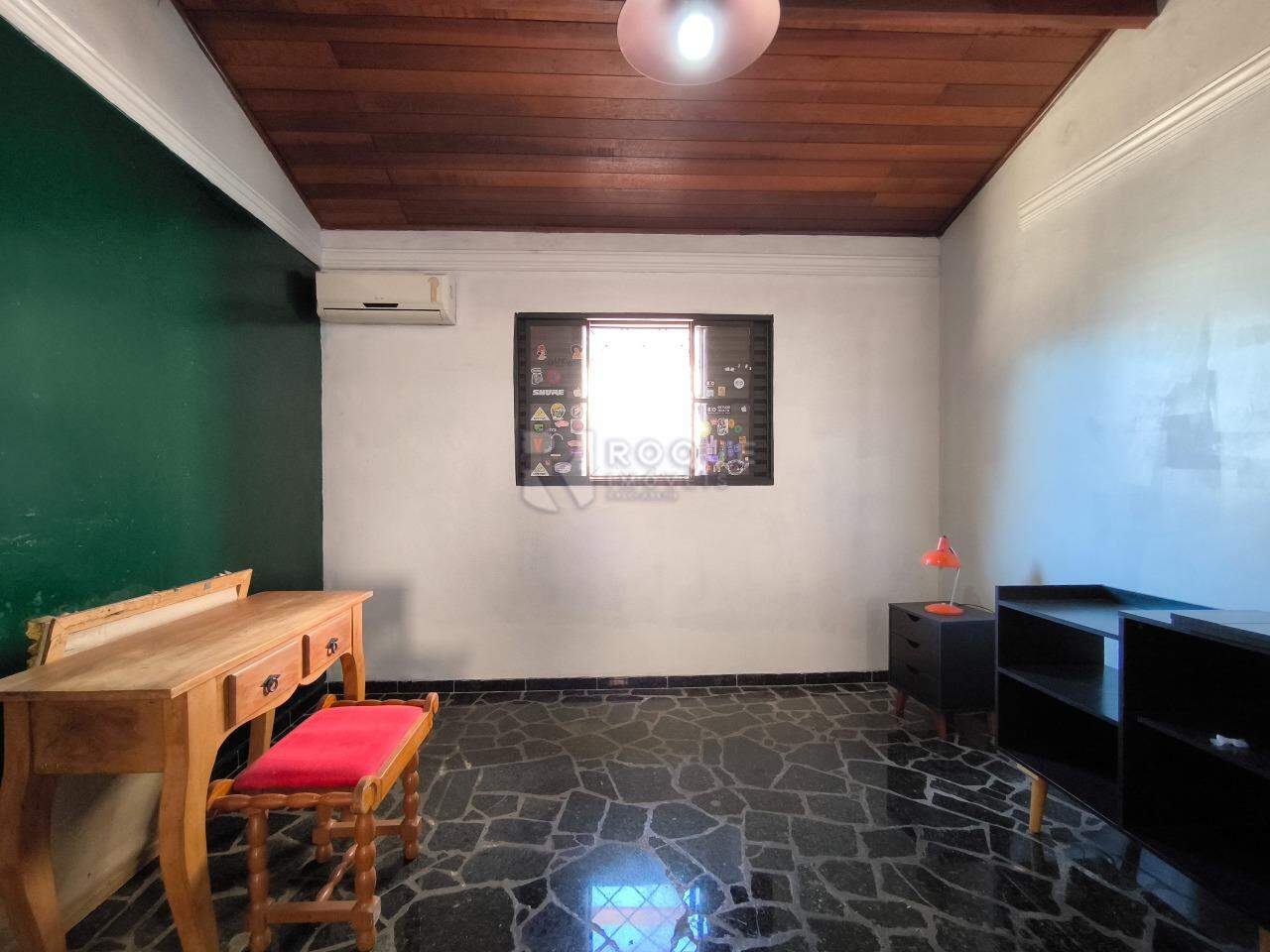 Casa Residencial à venda no bairro Parque Egisto Ragazzo: ESCRITÓRIO