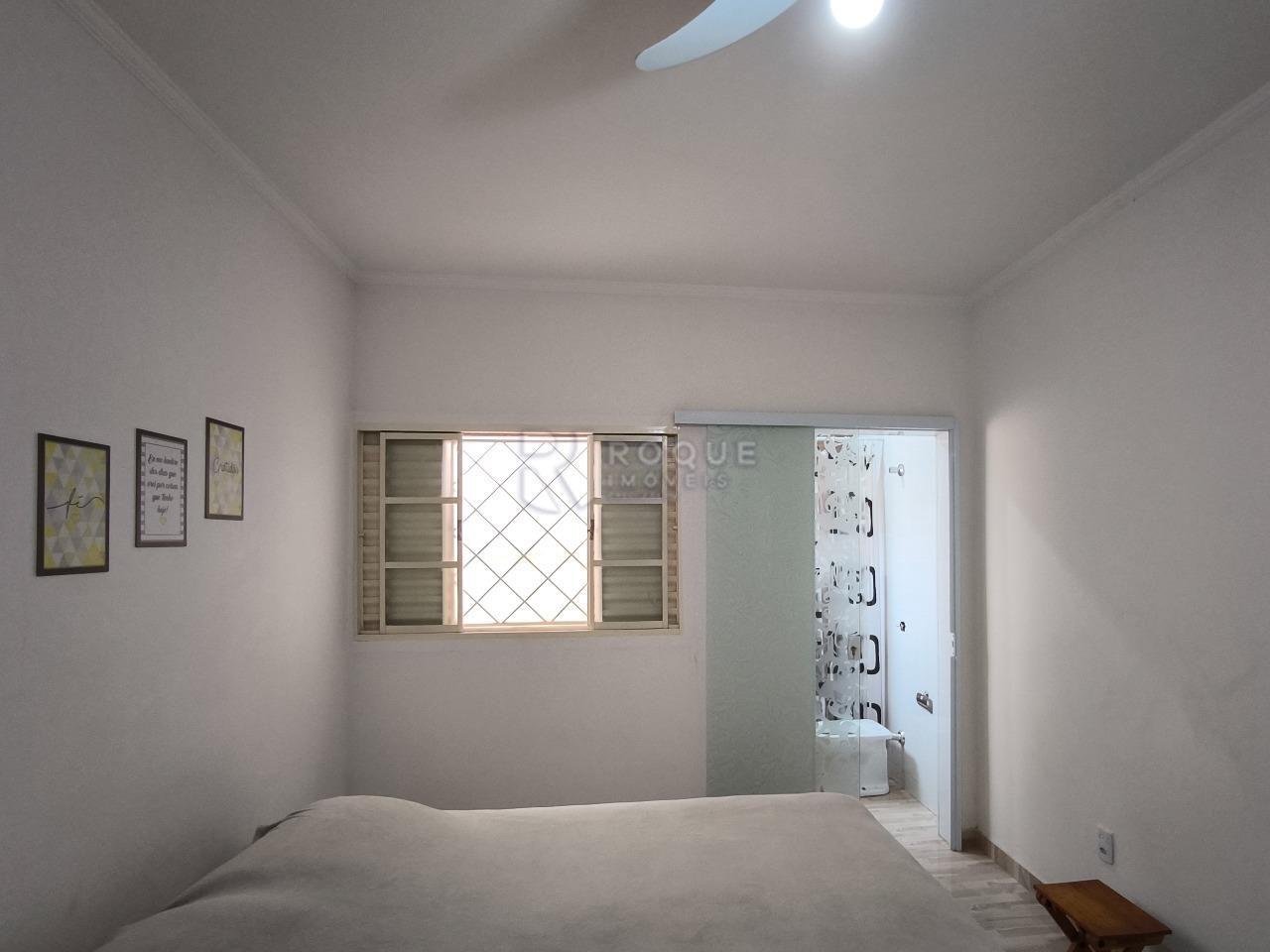 Casa Residencial à venda no bairro Parque Residencial Belinha Ometto: SUÍTE