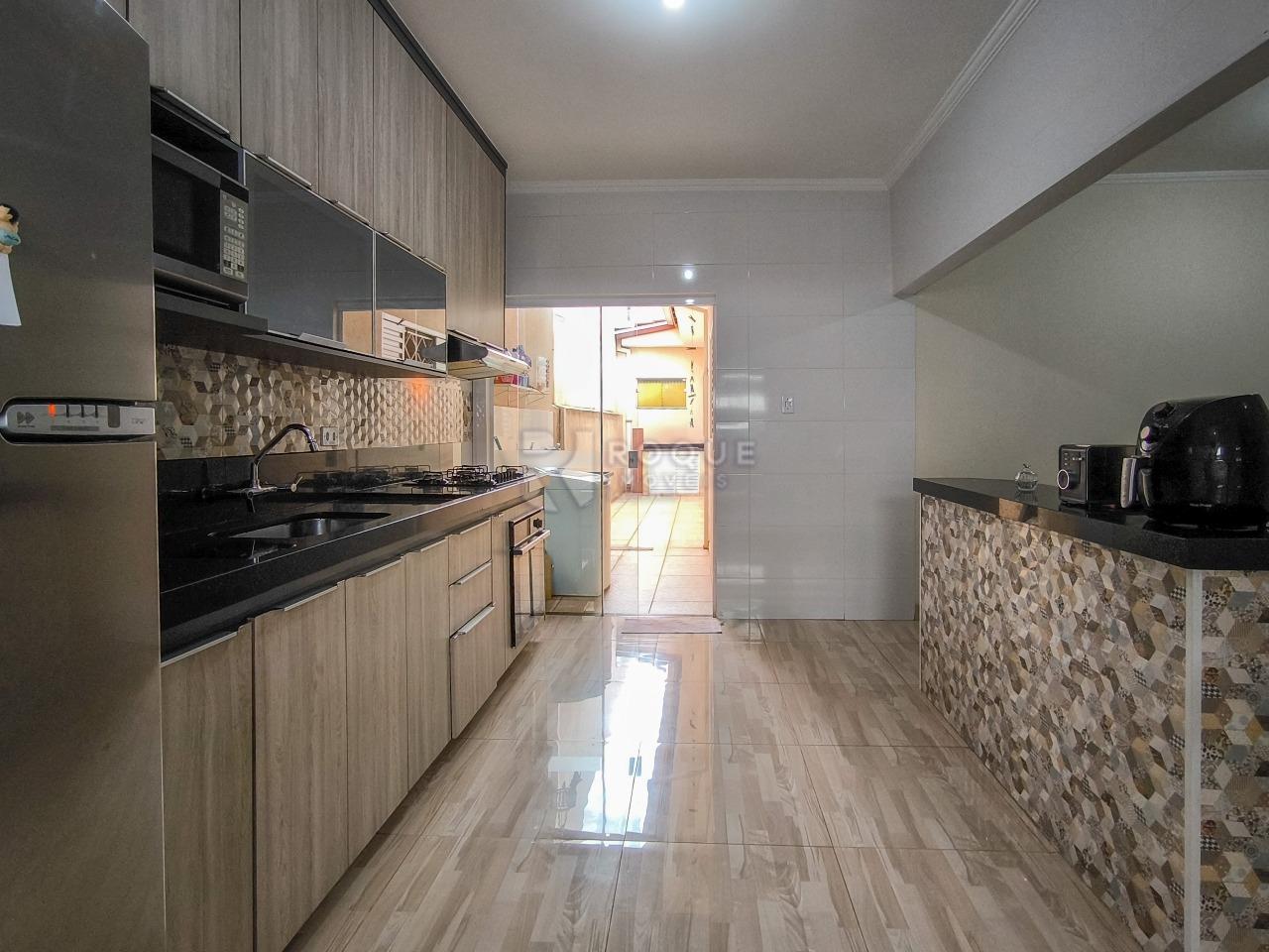 Casa Residencial à venda no bairro Parque Residencial Belinha Ometto: COZINHA