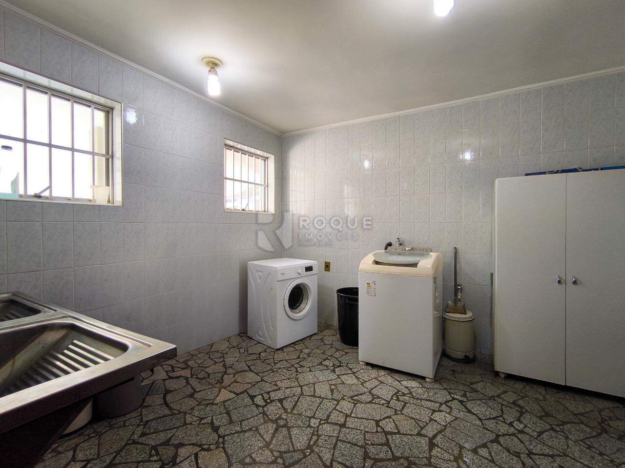 Casa em condomínio à venda no bairro Parque São Bento: ÁREA DE SERVIÇO