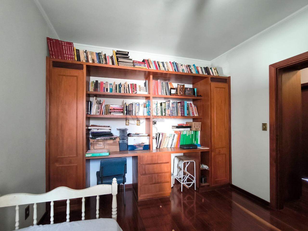 Casa em condomínio à venda no bairro Parque São Bento: DORMITÓRIO 2