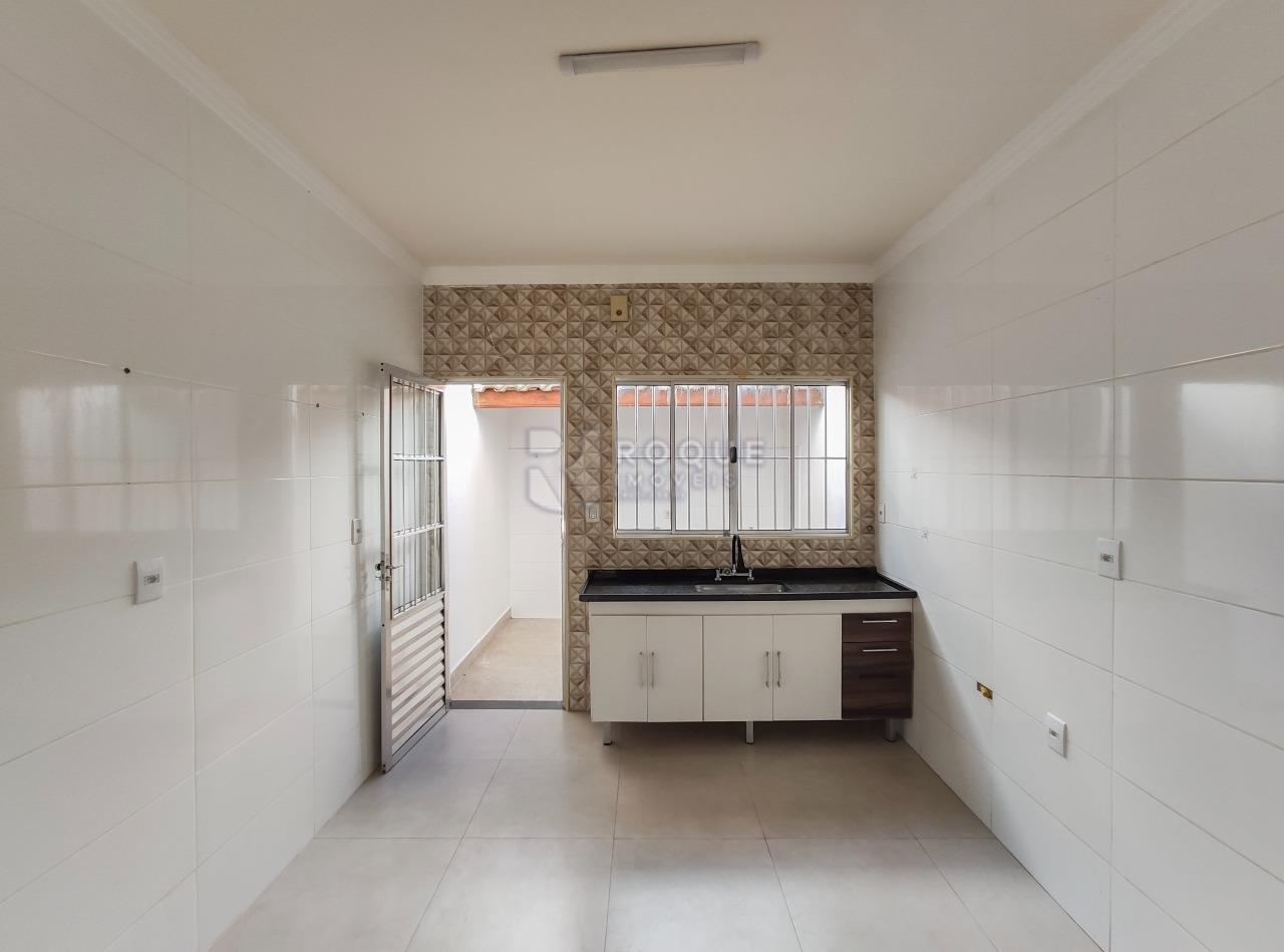 Casa Residencial para aluguel no bairro Parque Residencial Aeroporto: Cozinha 
