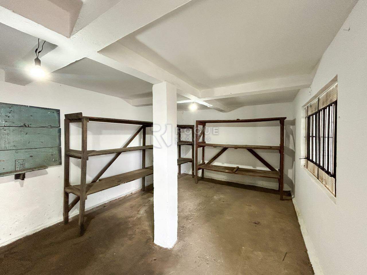 Barracão/Galpão para aluguel no bairro Jardim Glória: Sala 2