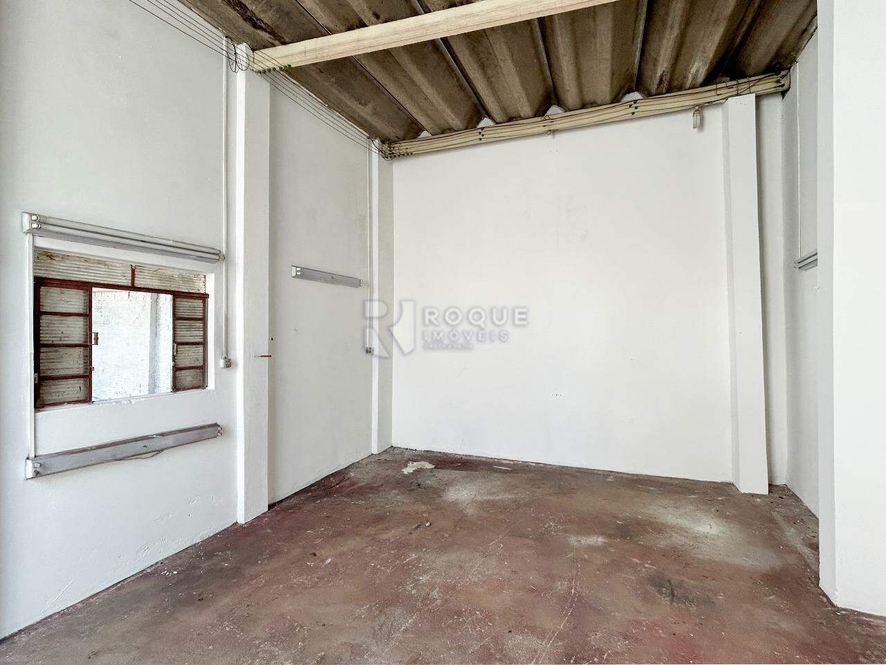 Barracão/Galpão para aluguel no bairro Jardim Glória: Sala