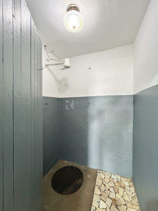 Barracão/Galpão para aluguel no bairro Jardim Glória: WC social 