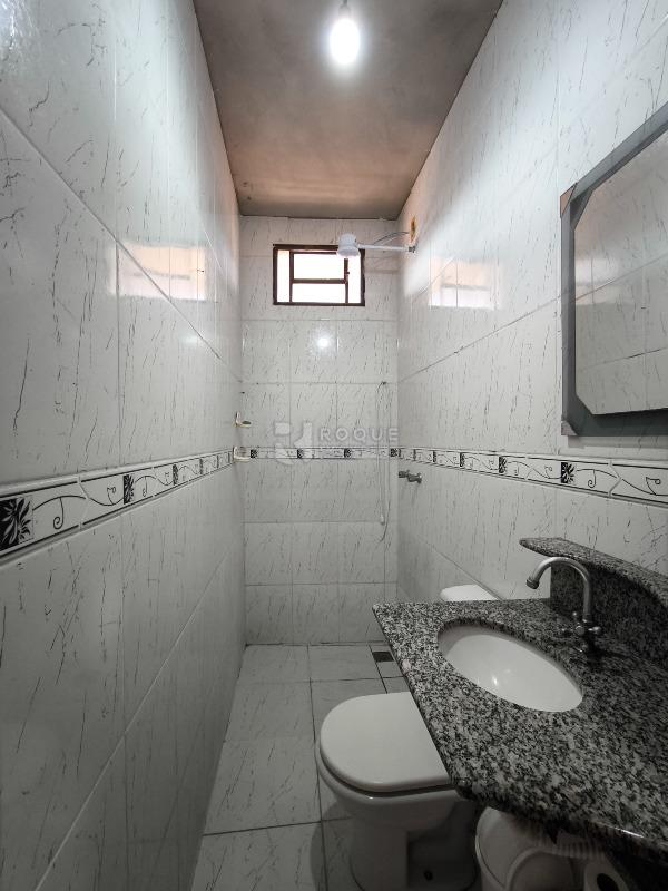 Casa Residencial à venda no bairro Jardim Residencial Dona Santina Paroli Peccinini: WC SUÍTE