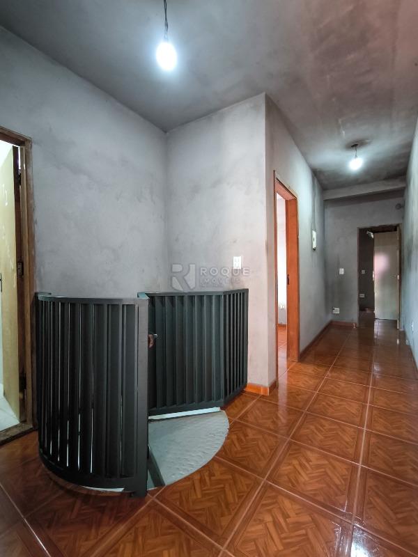 Casa Residencial à venda no bairro Jardim Residencial Dona Santina Paroli Peccinini: PISO SUPERIOR