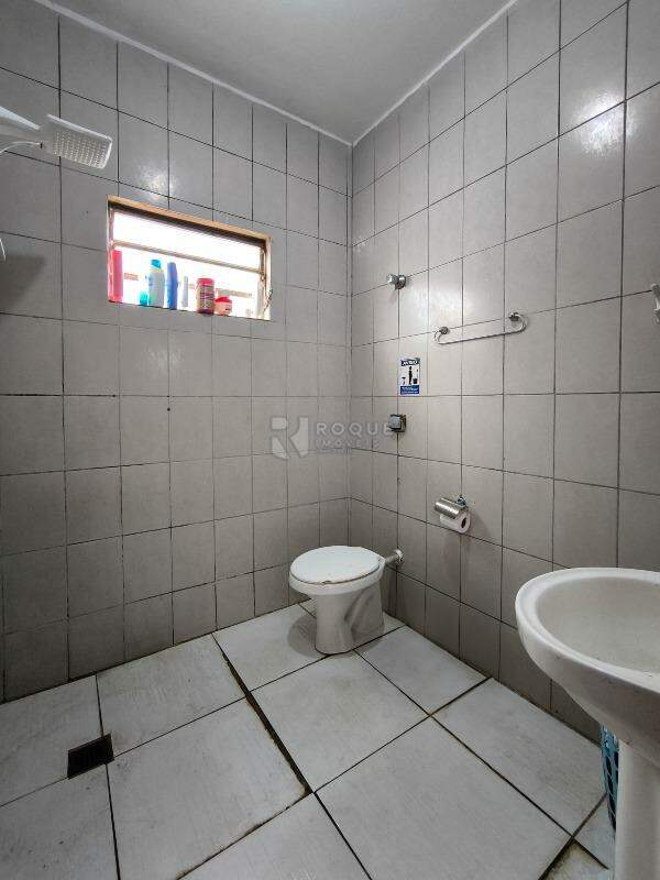 Casa Residencial à venda no bairro Jardim Morro Branco: BANHEIRO SOCIAL