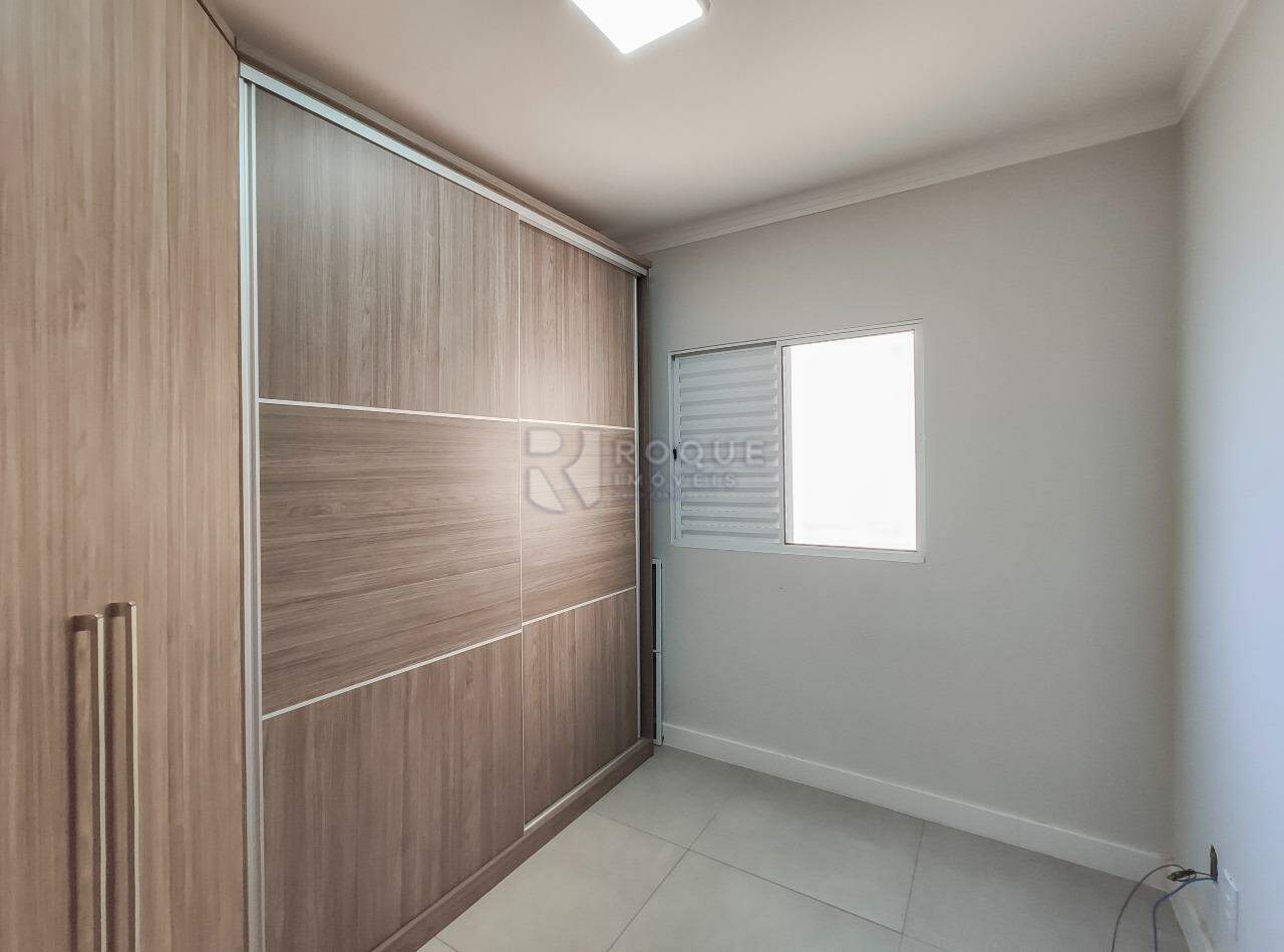 Apartamento à venda no bairro Vila Labaki: Dormitório 3