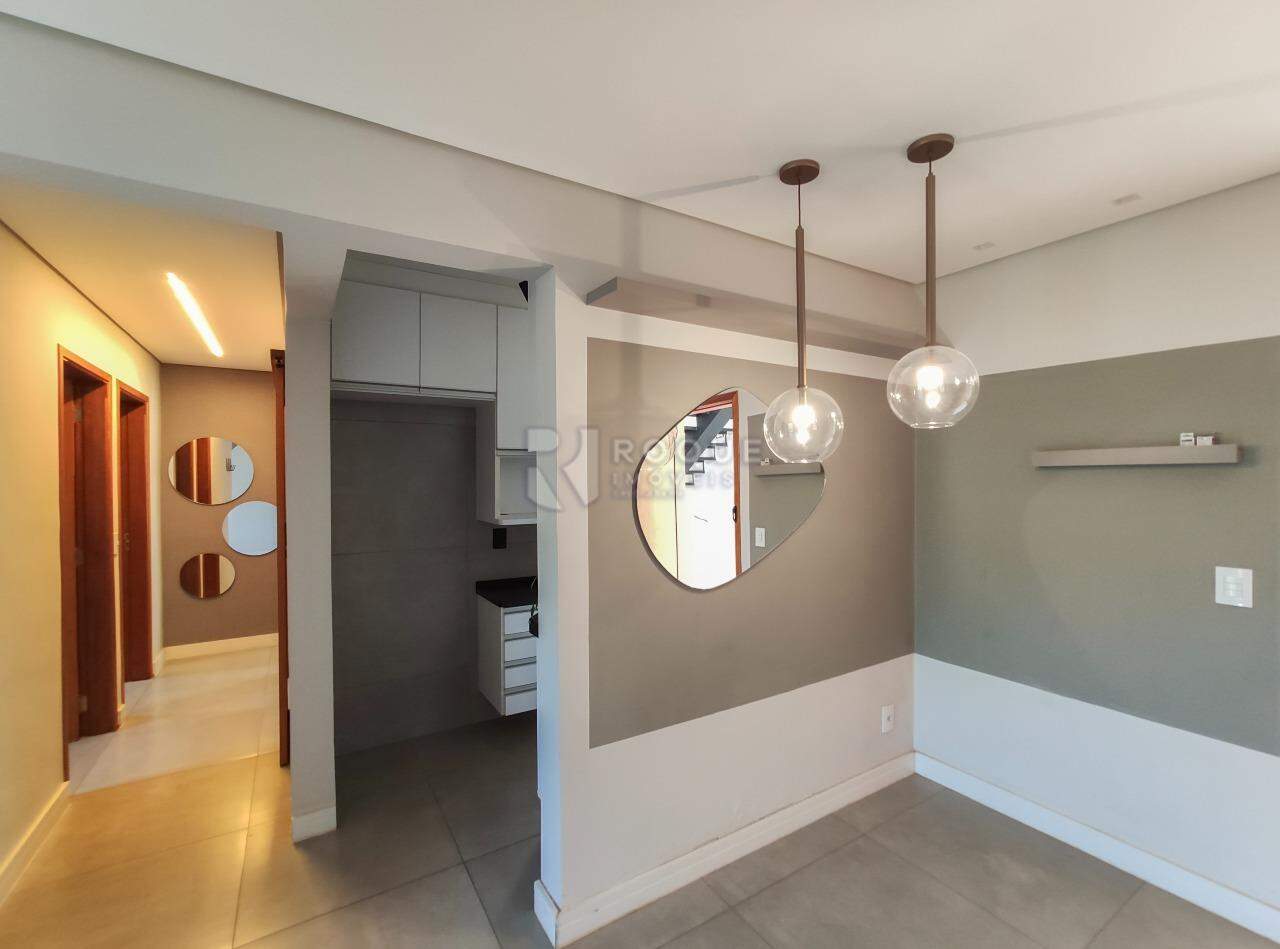 Apartamento à venda no bairro Vila Labaki: Sala 