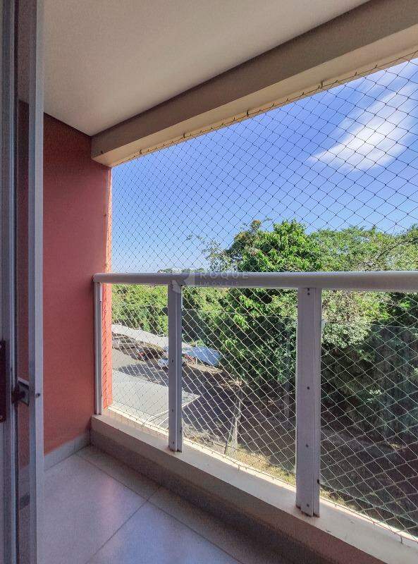 Apartamento à venda no bairro Vila Labaki: Sacada 