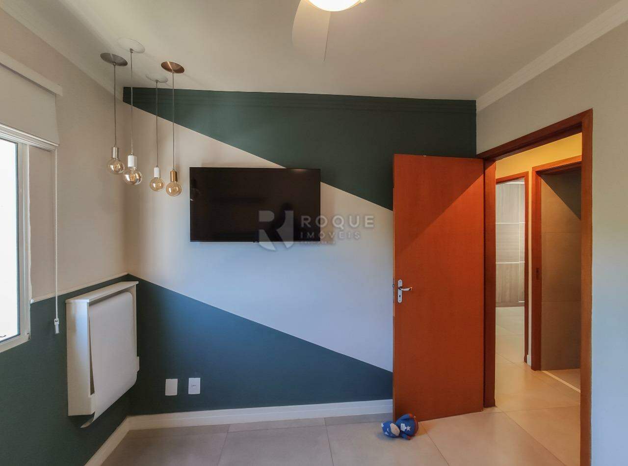 Apartamento à venda no bairro Vila Labaki: Dormitório 1