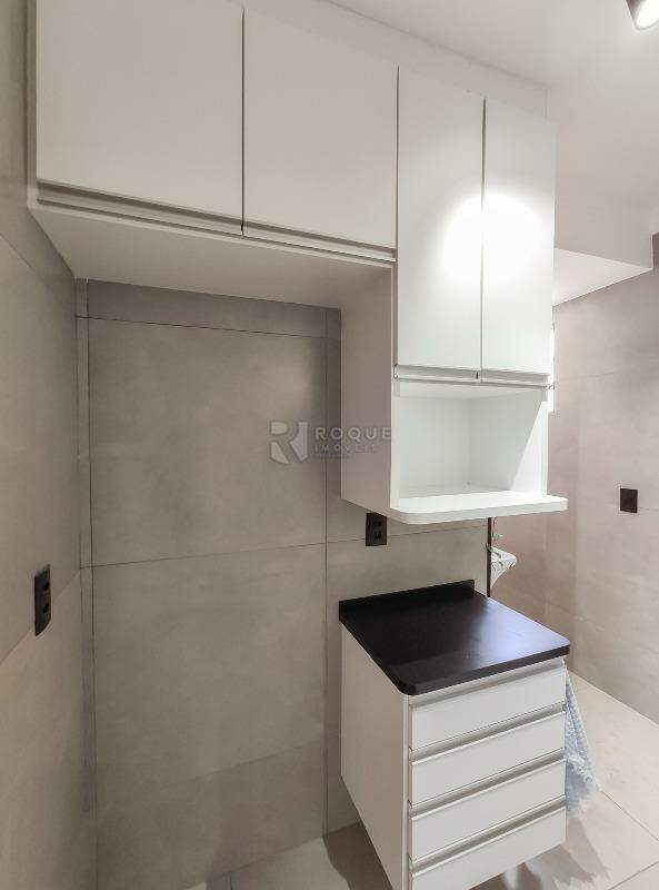 Apartamento à venda no bairro Vila Labaki: Cozinha 