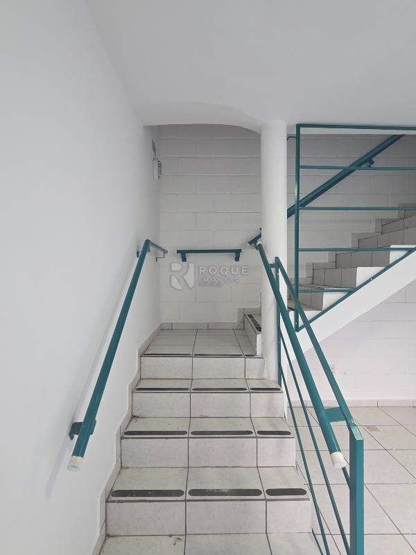 Barracão/Galpão para aluguel no bairro Jardim Residencial Campo Novo: Acesso segundo andar