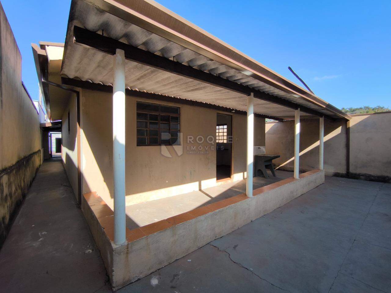 Casa Residencial à venda no bairro Jardim Luiz Ometto: FUNDOS