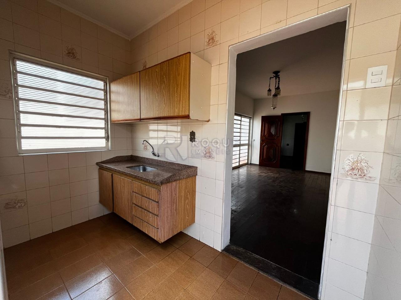 Casa Residencial à venda no bairro Vila São João: COZINHA