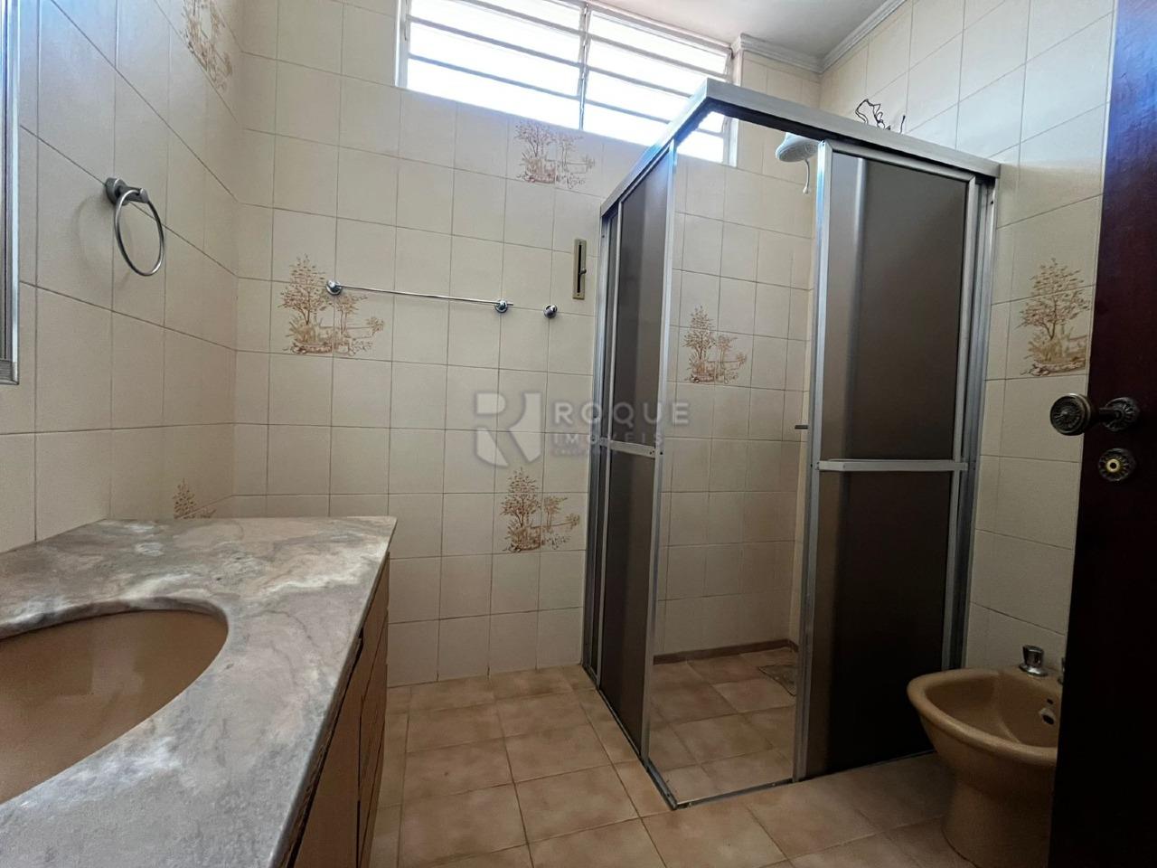 Casa Residencial à venda no bairro Vila São João: BANHEIRO SOCIAL