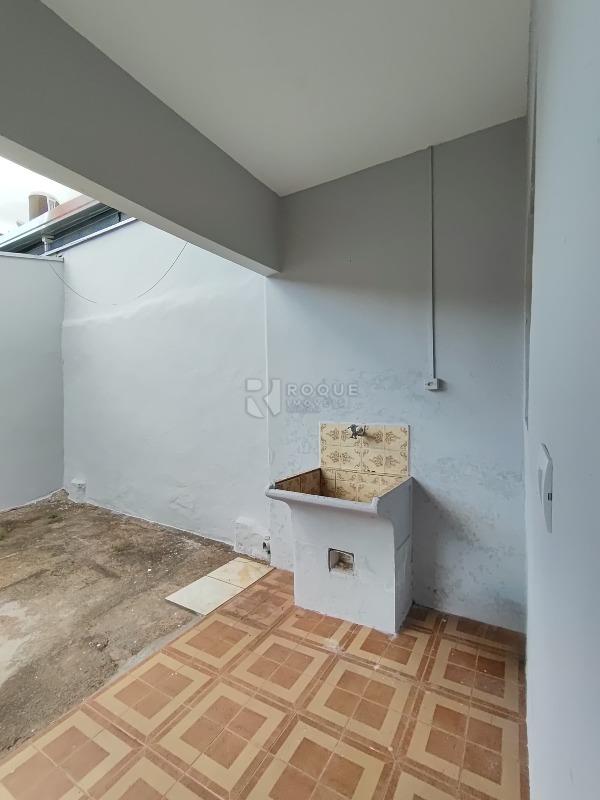 Casa Residencial para aluguel no bairro Jardim Boa Vista: Lavanderia