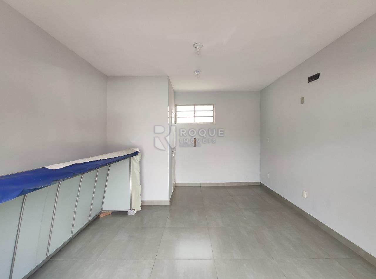 Salão para aluguel no bairro Vila Cristovam: Salão 