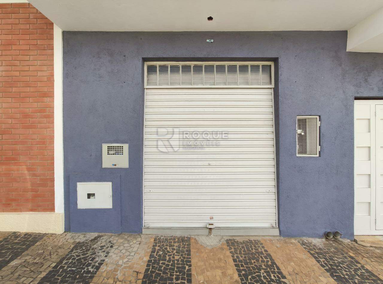 Salão para aluguel no bairro Vila Cristovam: Fachada 