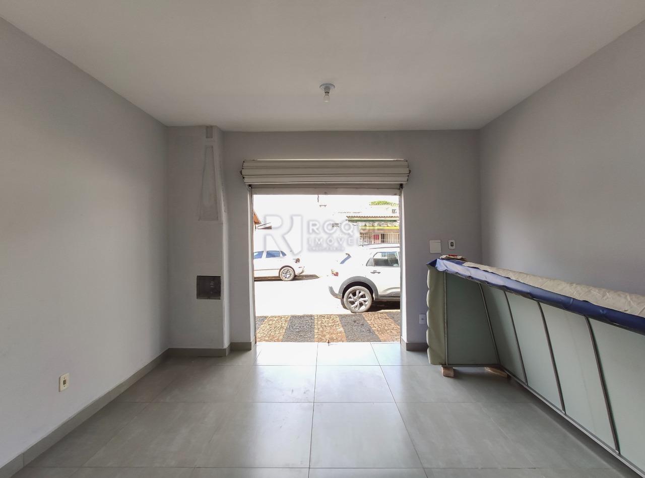 Salão para aluguel no bairro Vila Cristovam: Salão 