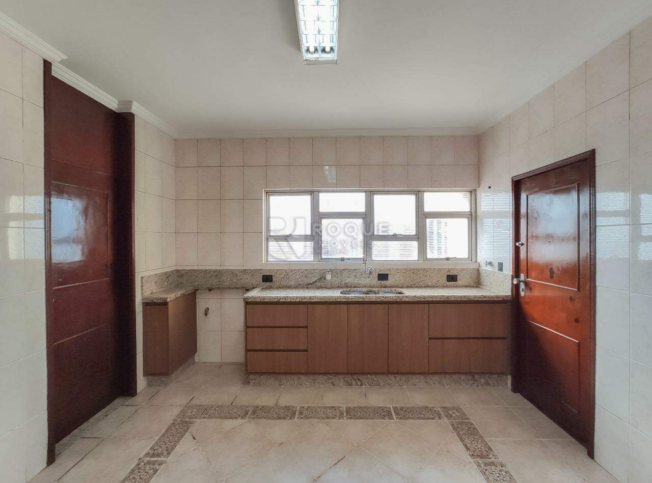 Apartamento para aluguel no bairro Centro: Cozinha 