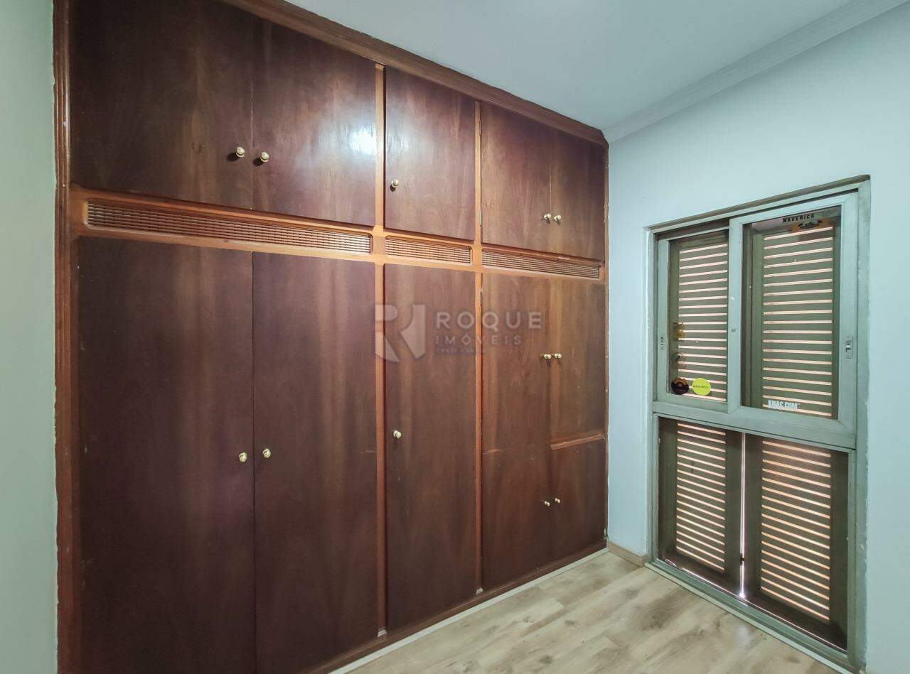 Apartamento para aluguel no bairro Centro: Dormitório / Despensa fundo 