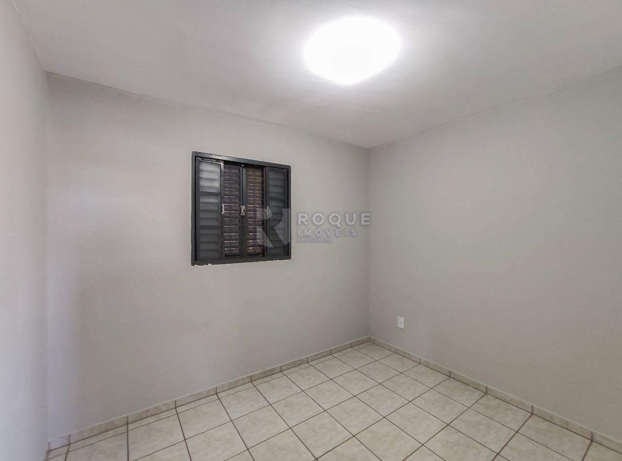 Apartamento para aluguel no bairro Parque Residencial Abílio Pedro: Dormitório 2