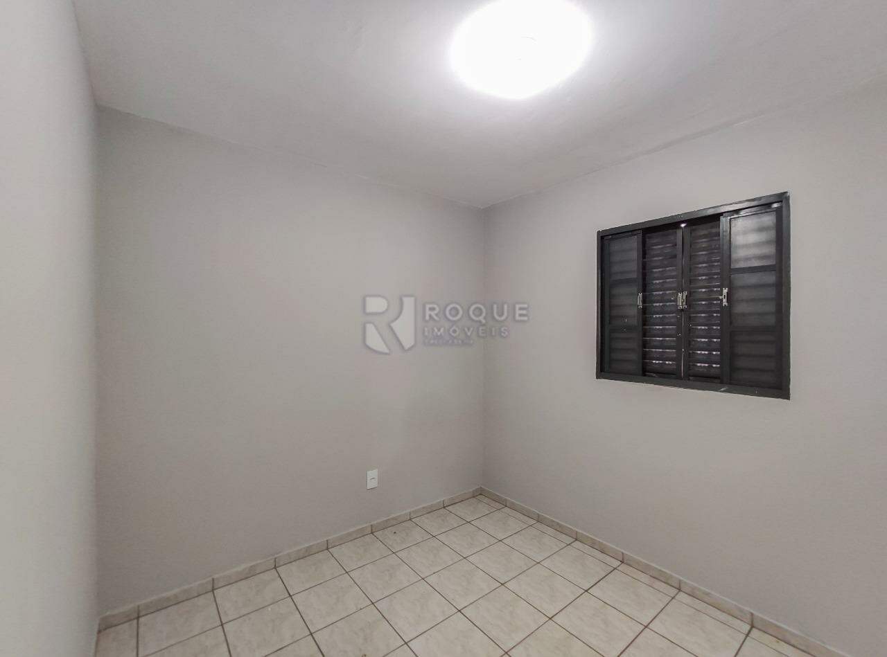 Apartamento para aluguel no bairro Parque Residencial Abílio Pedro: Dormitório 1