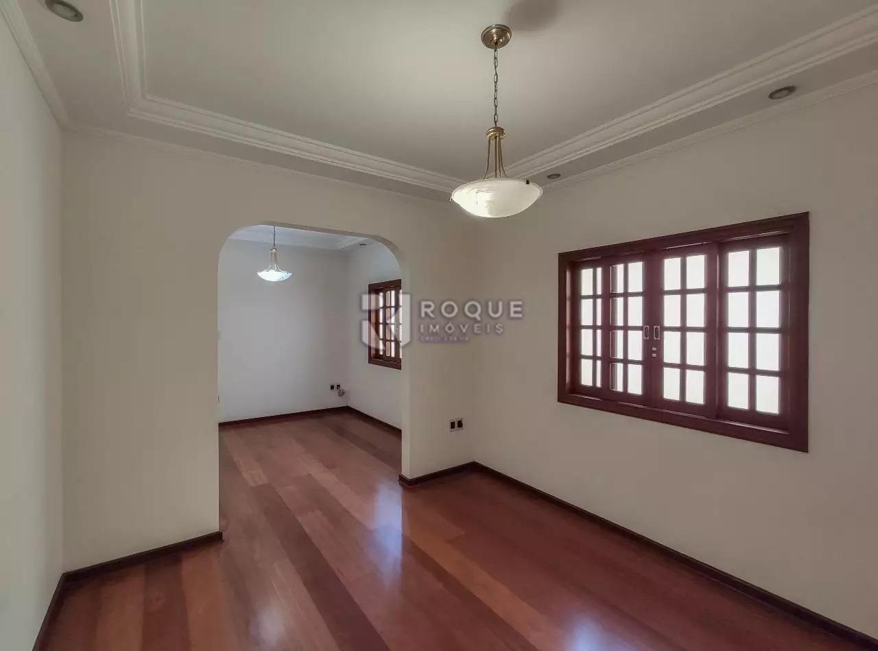 Casa Residencial à venda no bairro Parque Real: 