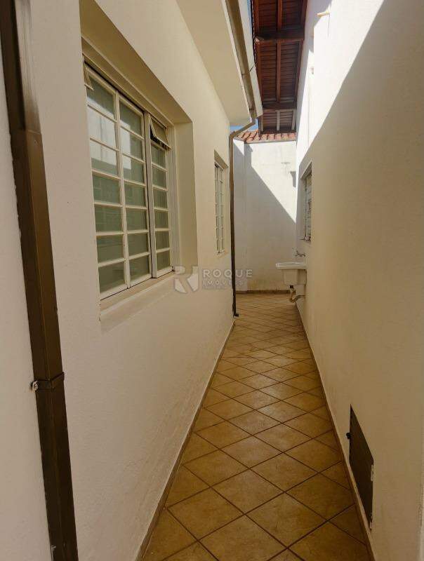 Casa Residencial à venda no bairro Parque Real: 