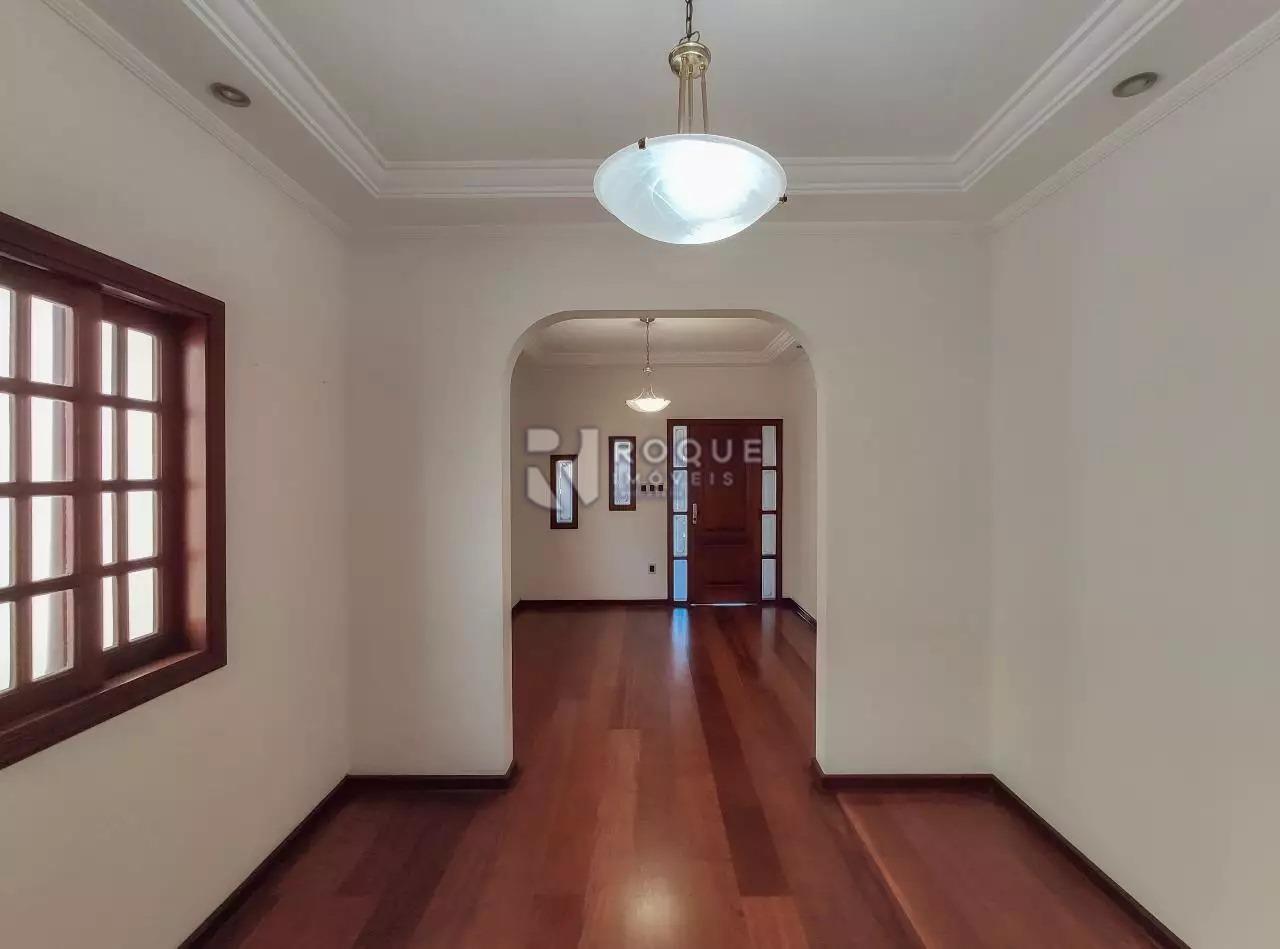 Casa Residencial à venda no bairro Parque Real: 