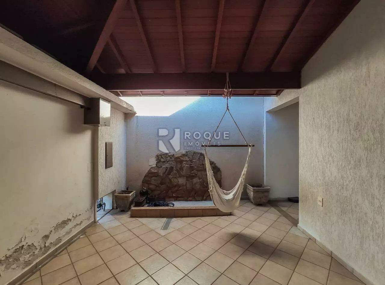 Casa Residencial à venda no bairro Parque Real: 