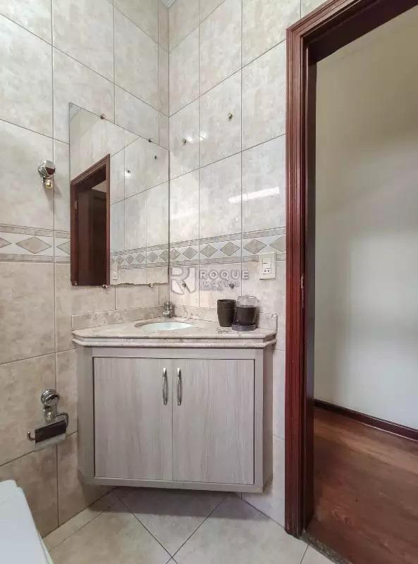 Casa Residencial à venda no bairro Parque Real: 