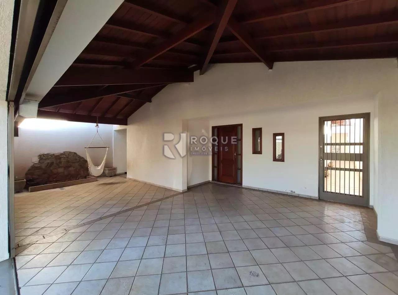 Casa Residencial à venda no bairro Parque Real: 