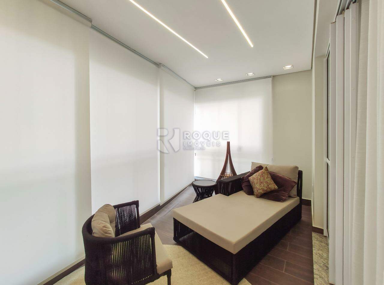 Apartamento para aluguel no bairro Jardim Aquárius: Sacada 