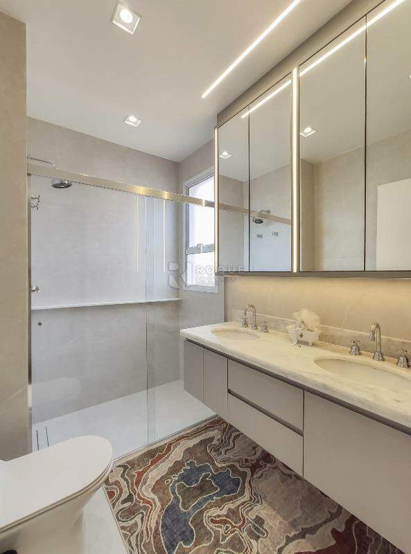 Apartamento para aluguel no bairro Jardim Aquárius: WC suíte 1